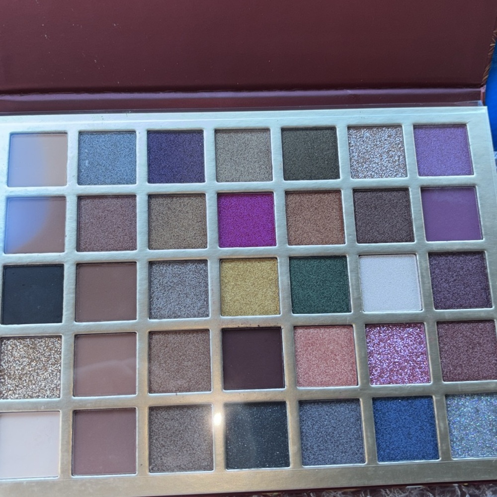 Patrona Emotion Collection 35 colors Eyeshadow Palette item N. ES27 - Picture 3 of 8